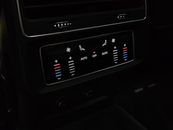 Used Audi Q8 2021 for sale - 76202846: Photo 31