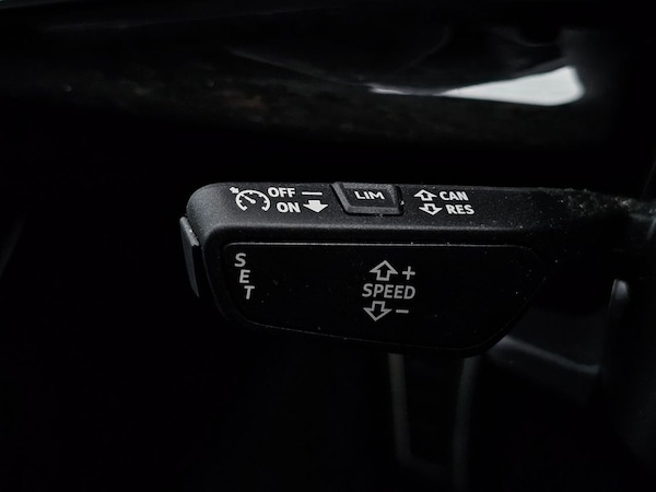 Used Audi Q8 2021 for sale - 76202846: Photo 44