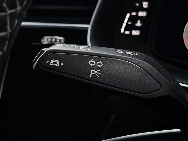 Used Audi Q8 2021 for sale - 76202846: Photo 45