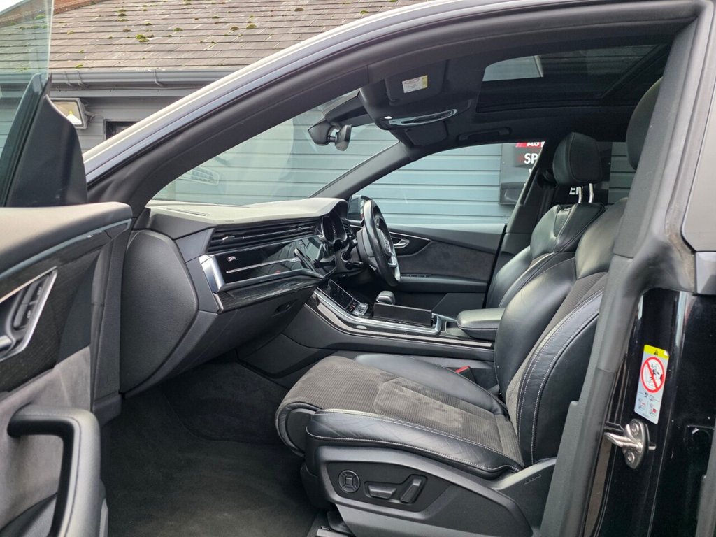Used Audi Q8 2018 for sale - 76888587: Photo 32