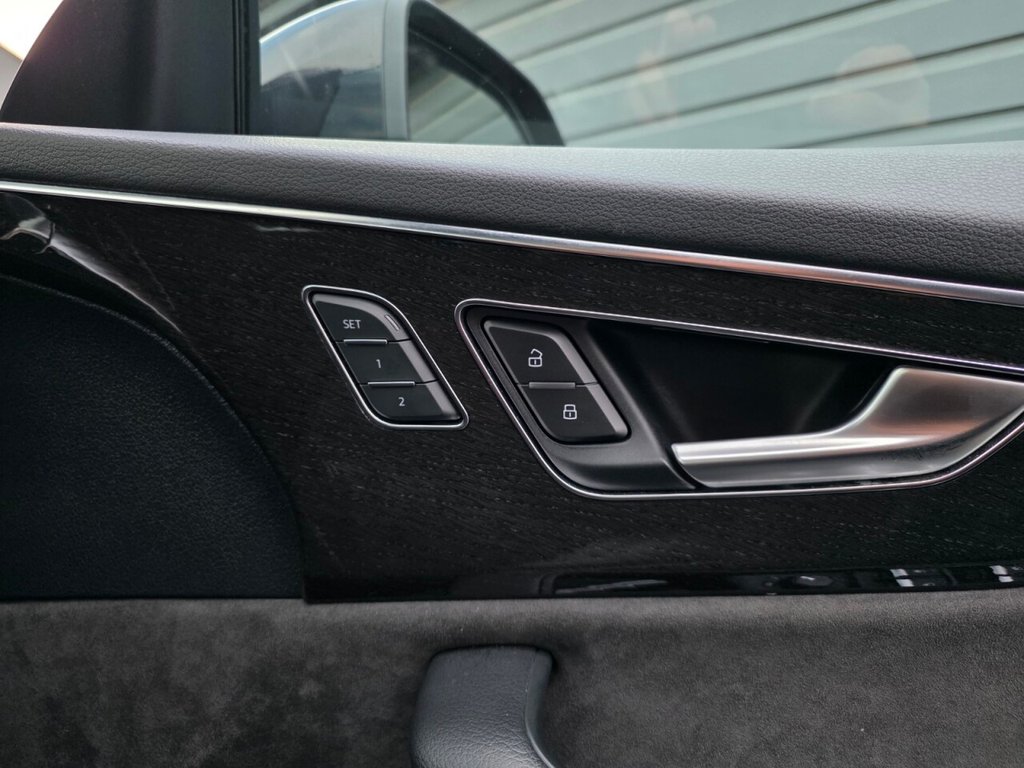 Used Audi Q8 2018 for sale - 76888587: Photo 44