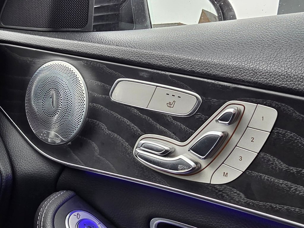 Used Mercedes-Benz C Class 2019 for sale - 76280263: Photo 32