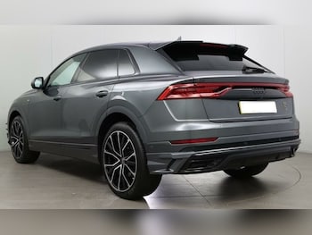 Used Audi Q8 2018 for sale - 76439197: Photo