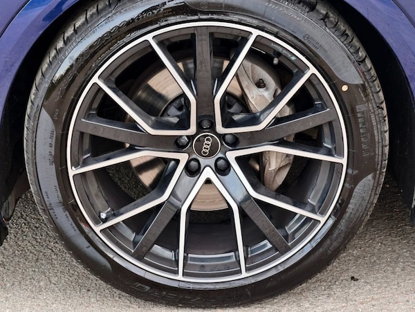 Used Audi Q8 2021 for sale - 76202610: Photo 25
