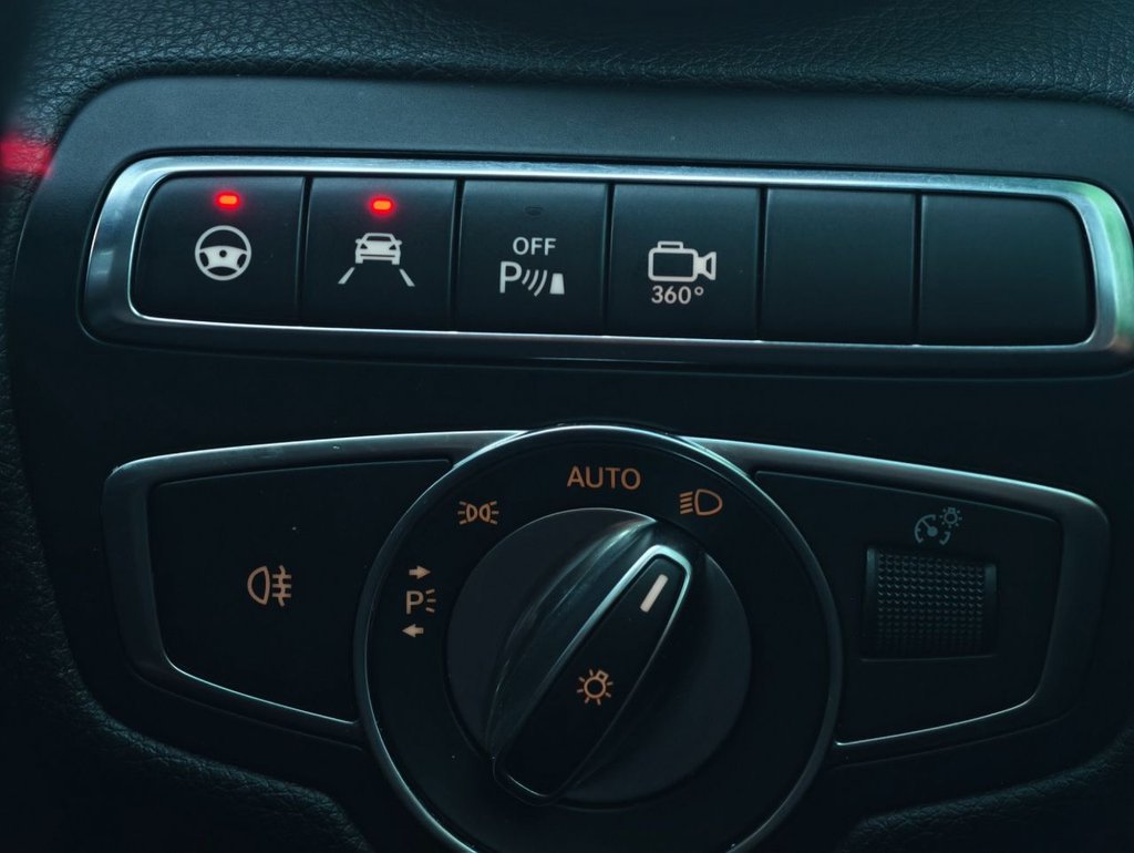 Used Mercedes-Benz GLC 2016 for sale - 77133673: Photo 22