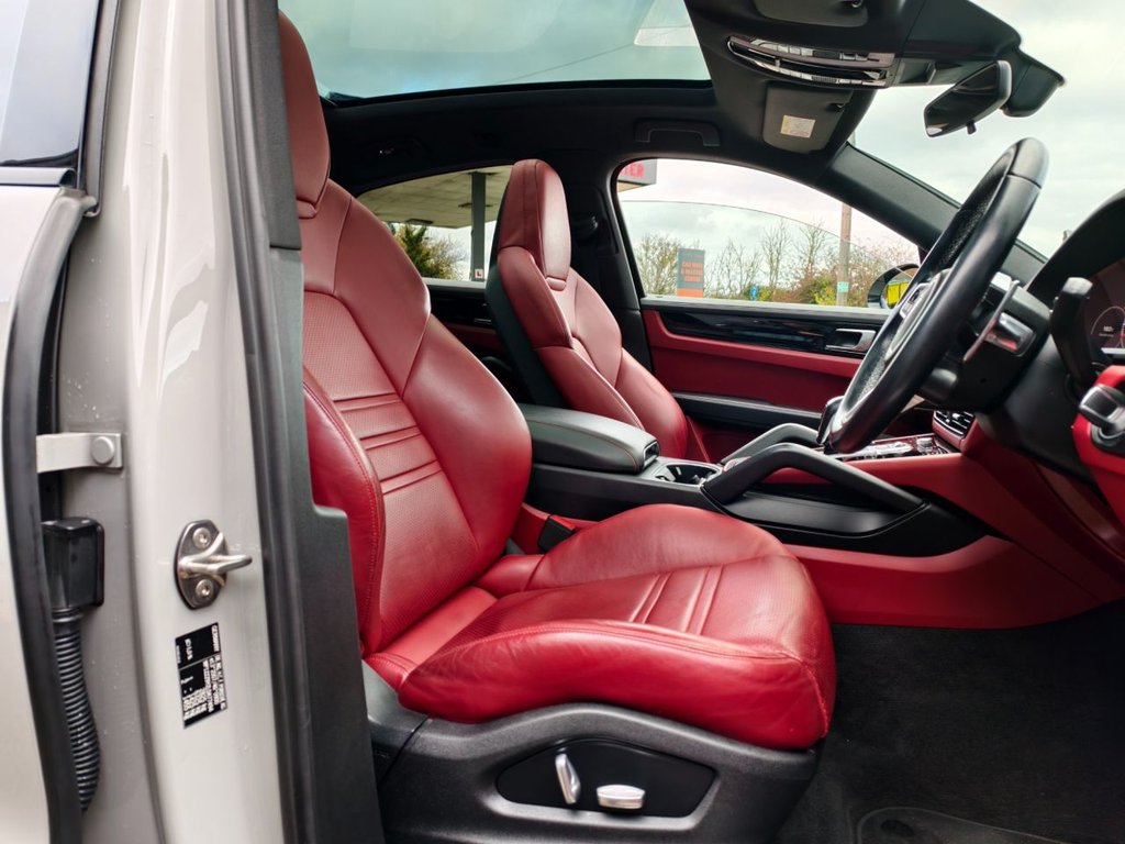 Used Porsche Cayenne 2019 for sale - 76536169: Photo 33