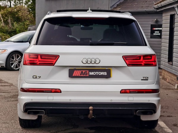 Used Audi Q7 2017 for sale - 76202586: Photo 16