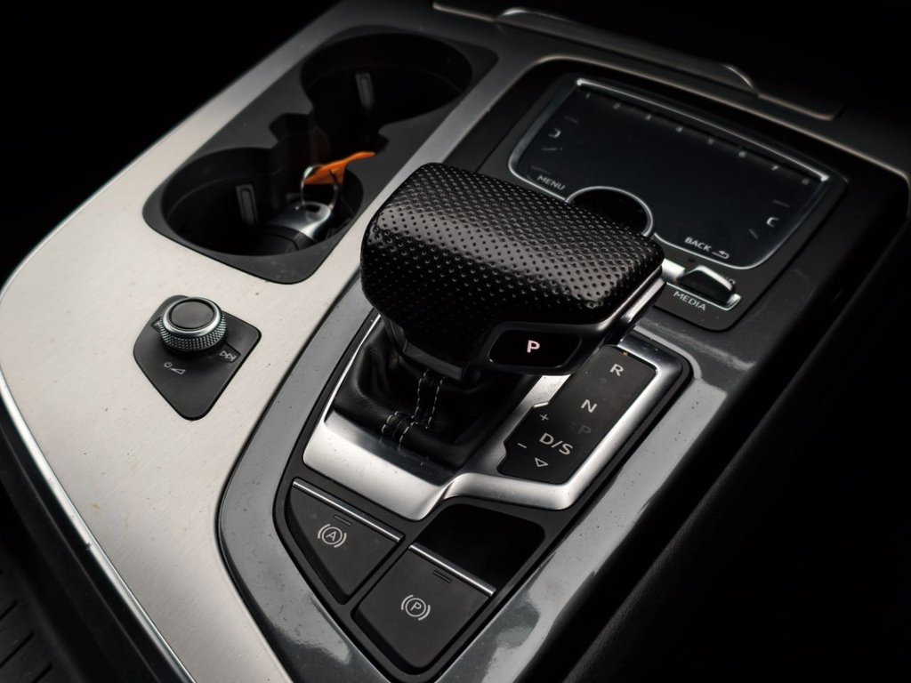 Used Audi Q7 2017 for sale - 76202586: Photo 32