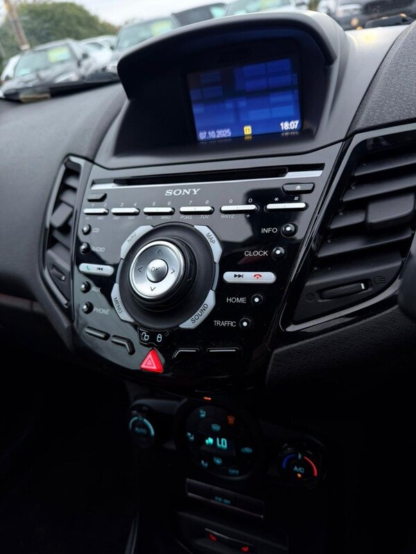 Used Ford Fiesta 2016 for sale - 76210621: Photo 11