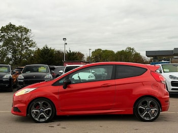 Used Ford Fiesta 2016 for sale - 76210621: Photo 4