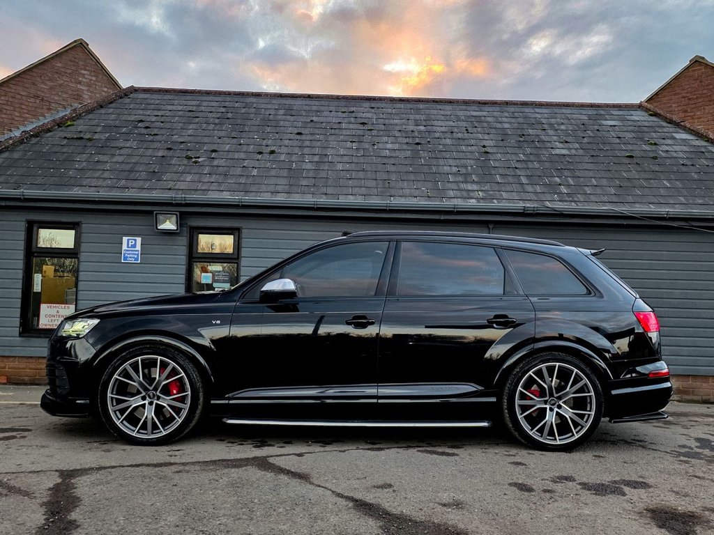 Used Audi SQ7 2018 for sale - 76954001: Photo 14