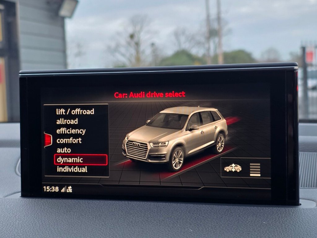 Used Audi SQ7 2018 for sale - 76954001: Photo 42