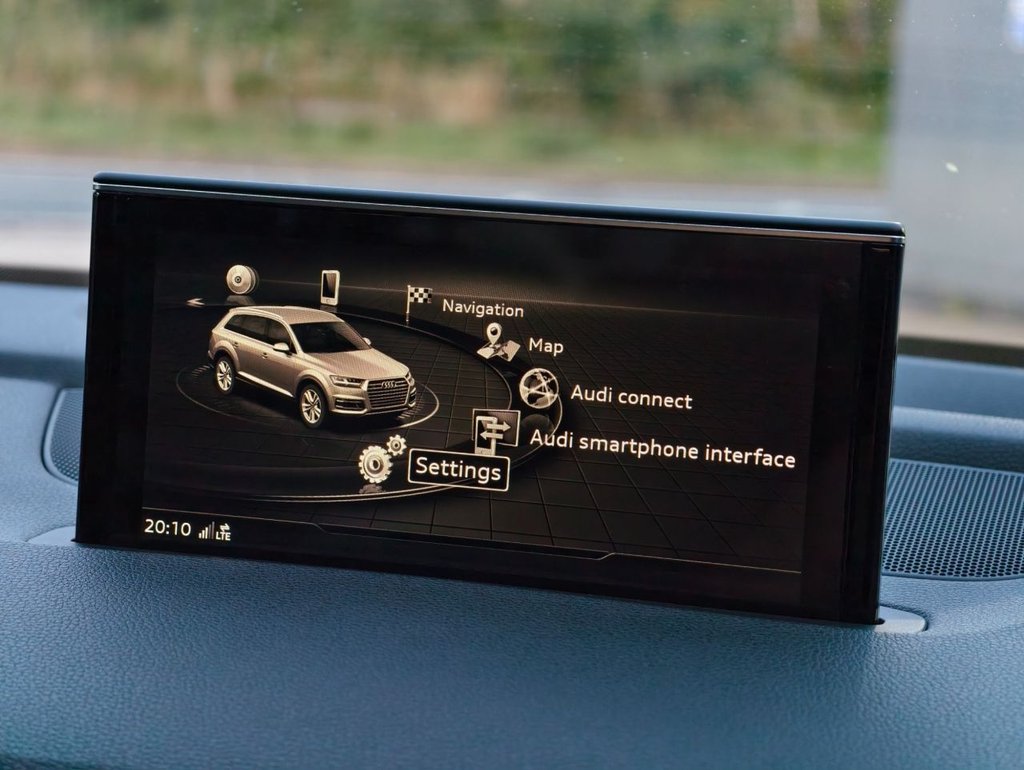 Used Audi Q7 2017 for sale - 76202510: Photo 40