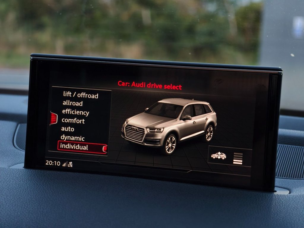 Used Audi Q7 2017 for sale - 76202510: Photo 41