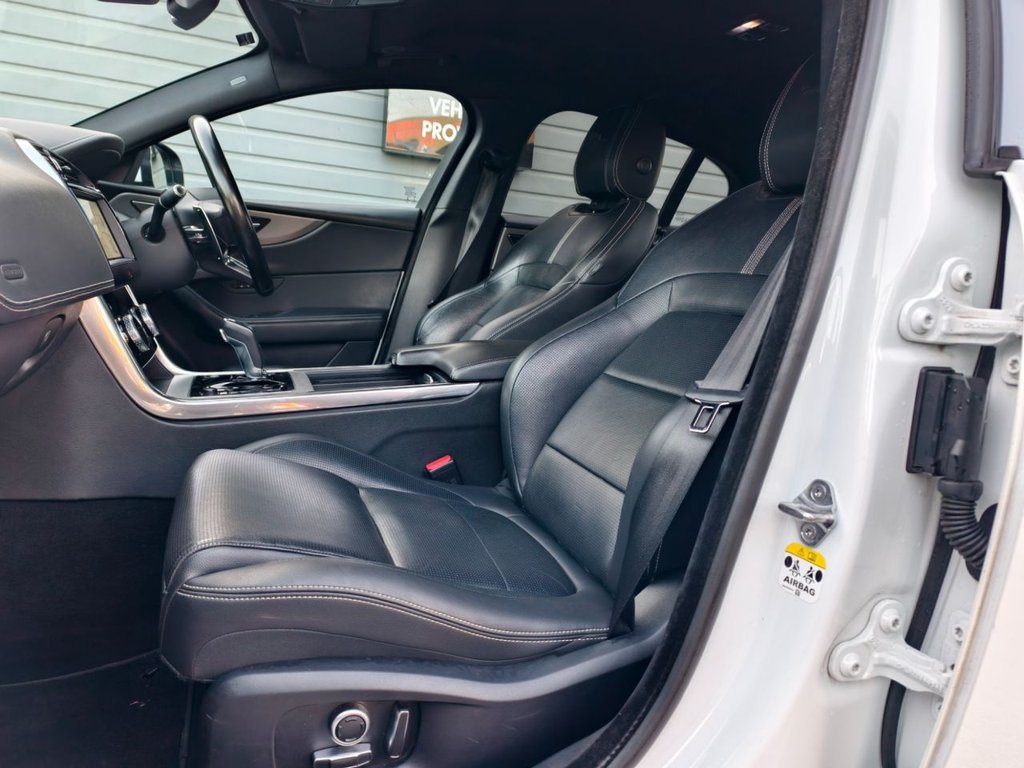 Used Jaguar XE 2021 for sale - 76962229: Photo 14