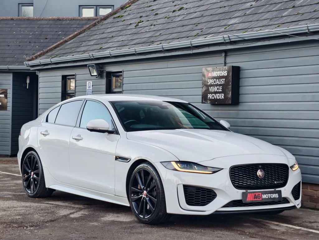 Used Jaguar XE 2021 for sale - 76962229: Photo 3
