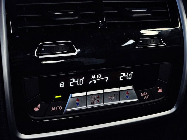 Used BMW x6 M 2023 for sale - 76202803: Photo 28