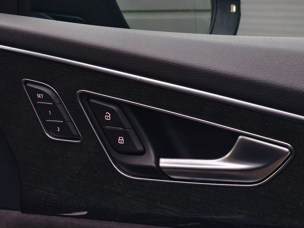 Used Audi Q8 2019 for sale - 76482195: Photo 30