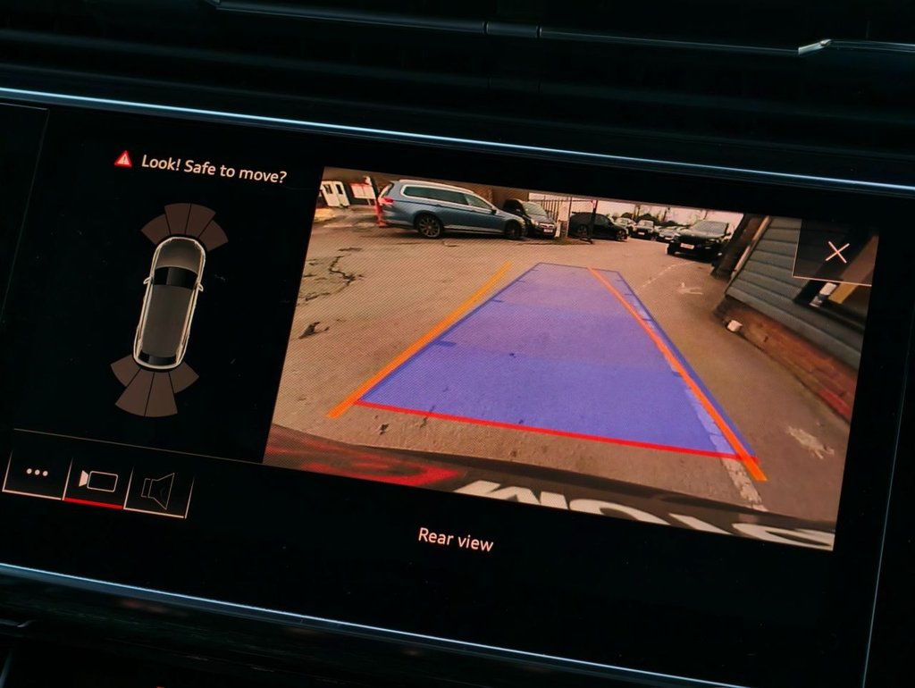 Used Audi Q8 2019 for sale - 76482195: Photo 39