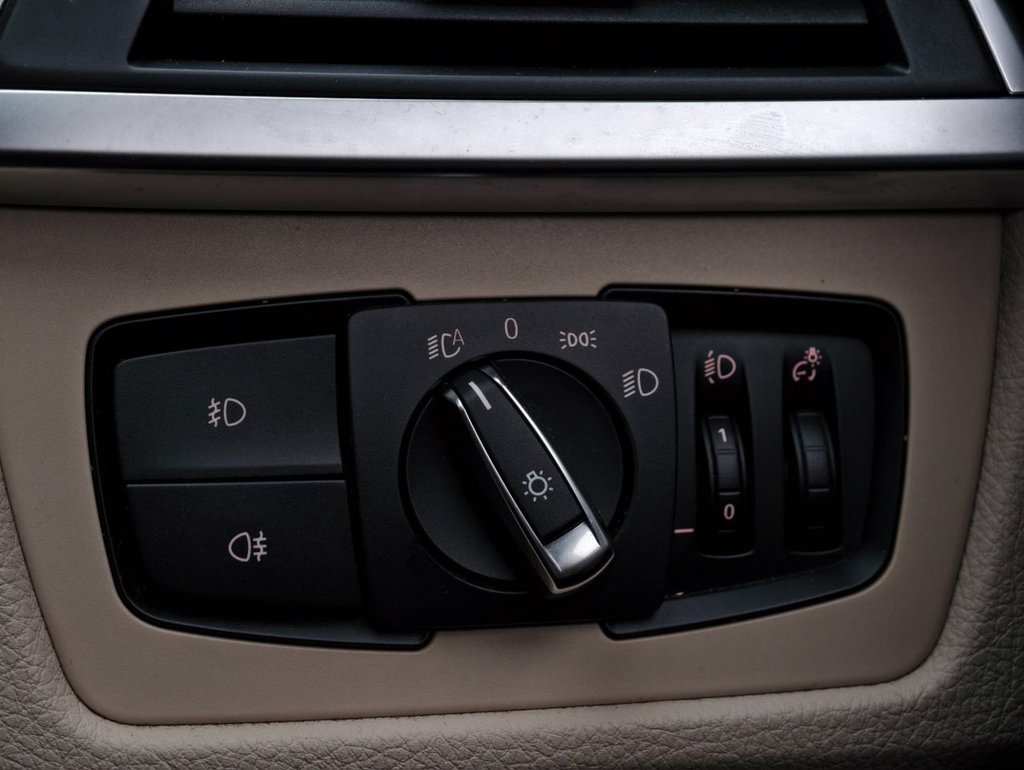 Used BMW 3 Series 2019 for sale - 77042580: Photo 28