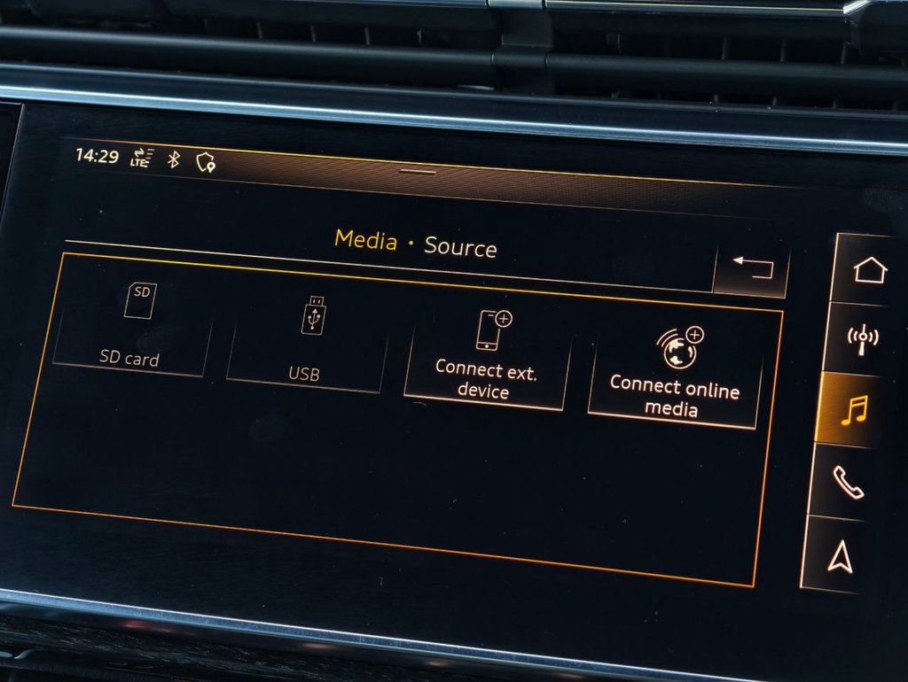 Used Audi Q8 2019 for sale - 76962446: Photo 40