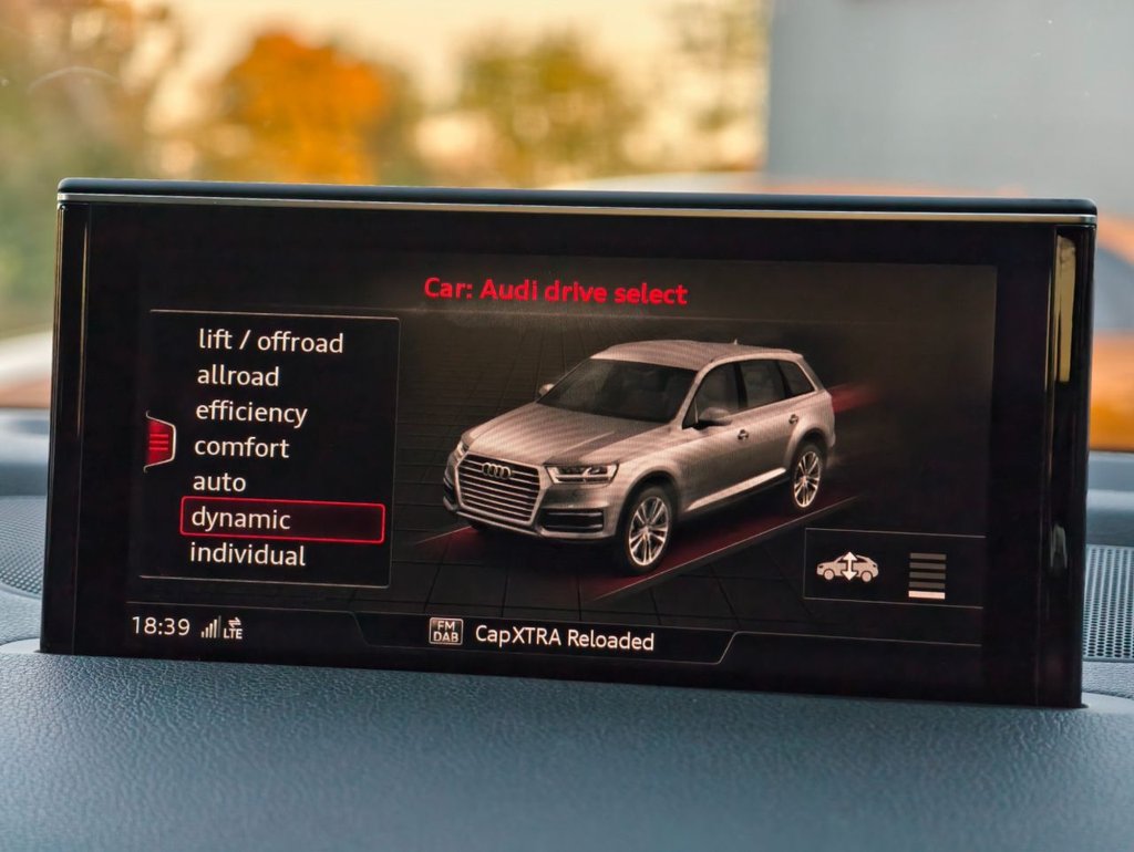 Used Audi SQ7 2017 for sale - 76202382: Photo 50