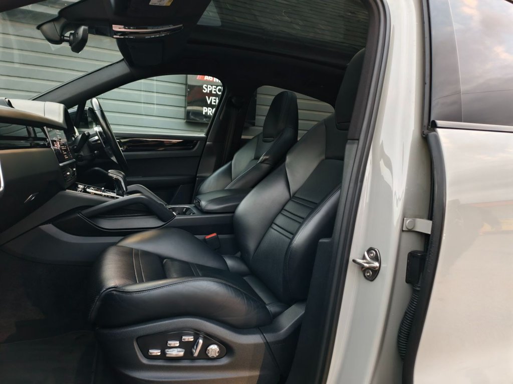 Used Porsche Cayenne 2020 for sale - 76202745: Photo 34