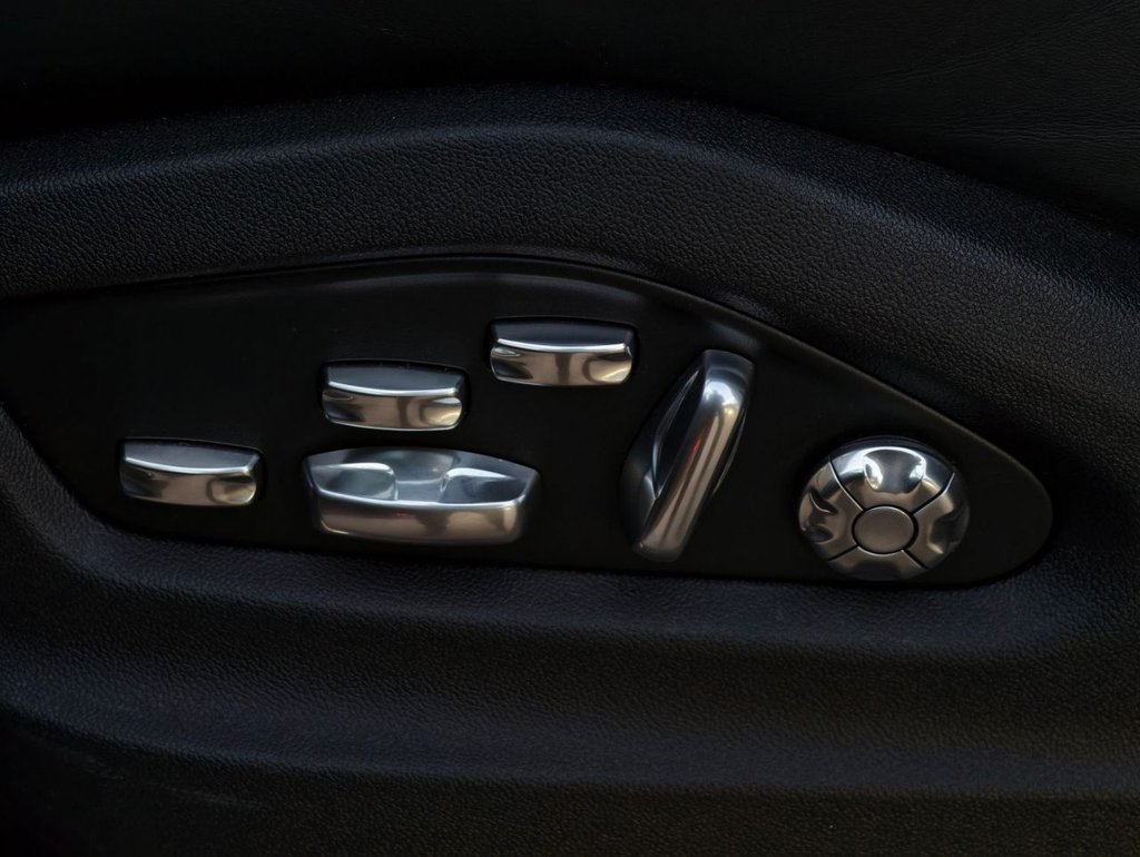 Used Porsche Cayenne 2020 for sale - 76202745: Photo 35