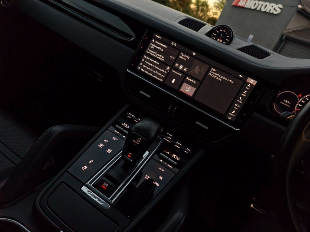 Used Porsche Cayenne 2020 for sale - 76202745: Photo 50