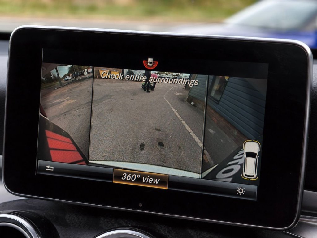 Used Mercedes-Benz GLC 2017 for sale - 76202434: Photo 42