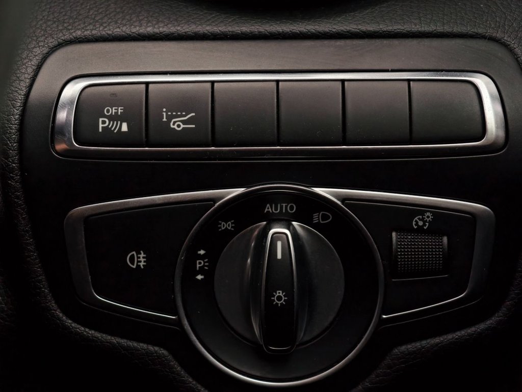 Used Mercedes-Benz C Class 2017 for sale - 76470420: Photo 40