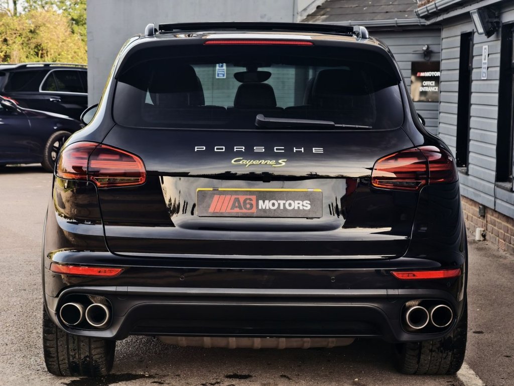 Used Porsche Cayenne 2017 for sale - 76202406: Photo 11