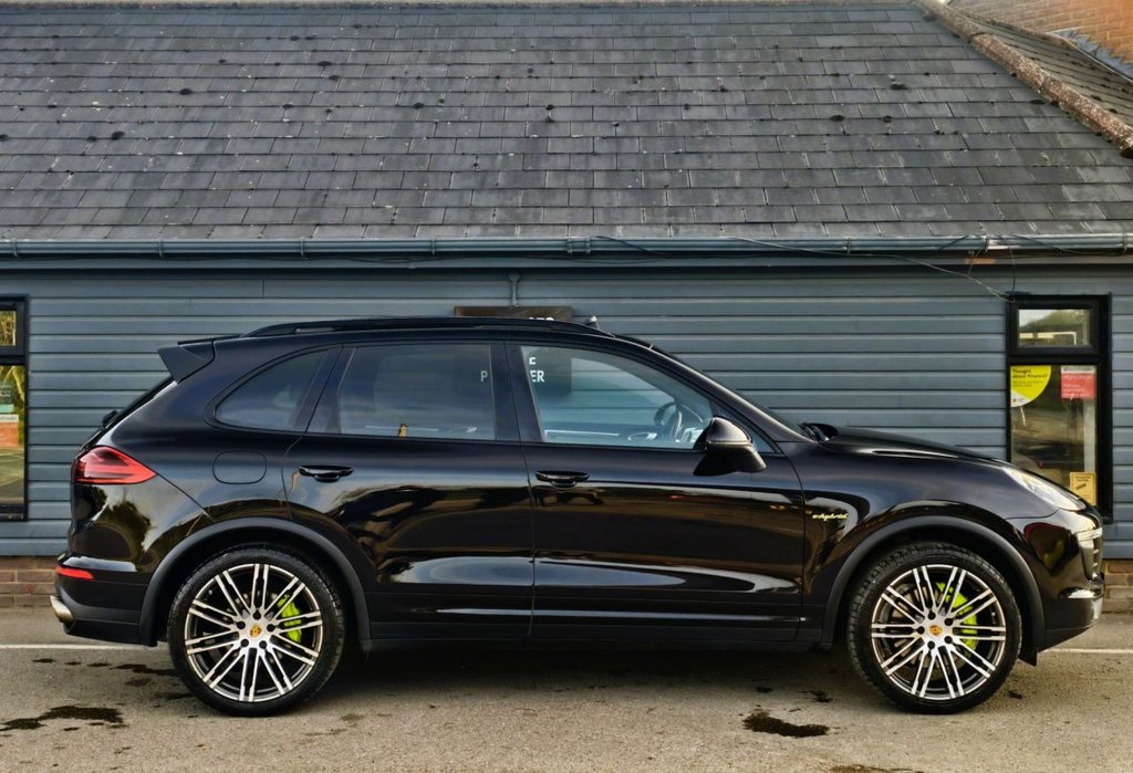 Used Porsche Cayenne 2017 for sale - 76202406: Photo 13