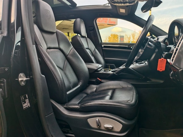 Used Porsche Cayenne 2017 for sale - 76202406: Photo 20