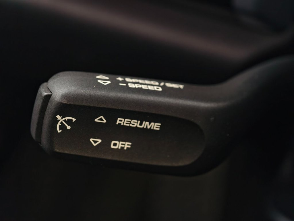 Used Porsche Cayenne 2017 for sale - 76202406: Photo 27