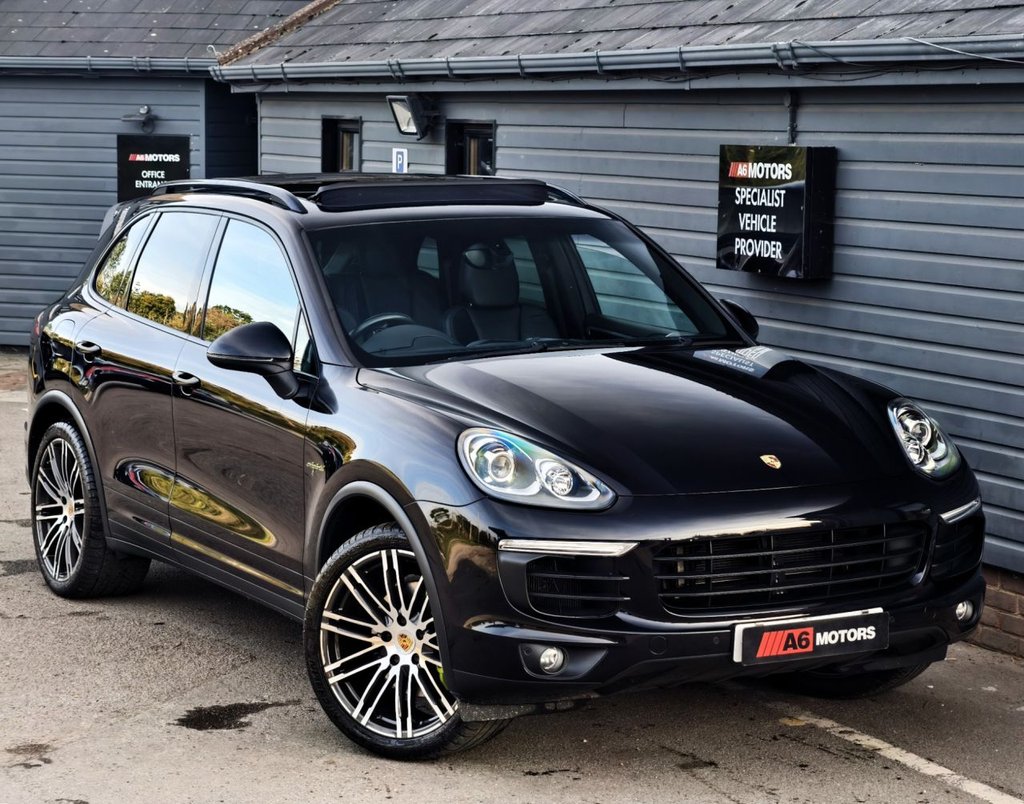 Used Porsche Cayenne 2017 for sale - 76202406: Photo 3