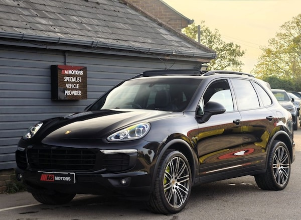 Used Porsche Cayenne 2017 for sale - 76202406: Photo 8