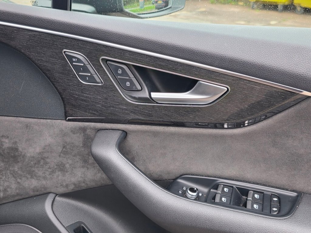 Used Audi Q7 2020 for sale - 76274029: Photo 17