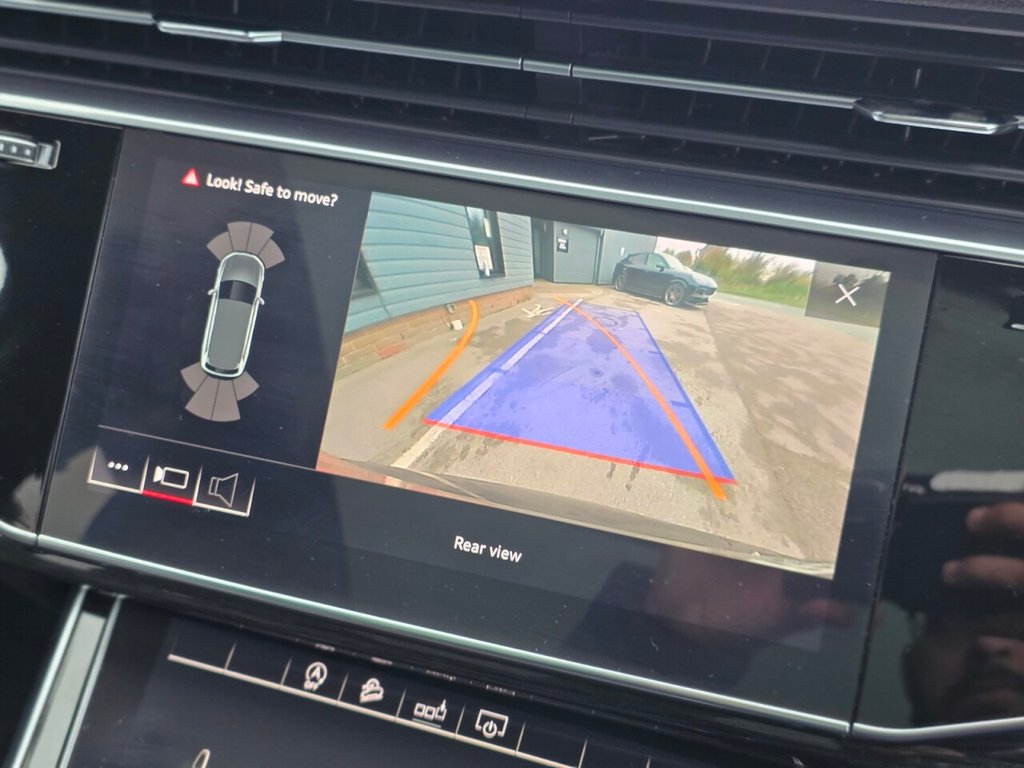 Used Audi Q7 2020 for sale - 76274029: Photo 19