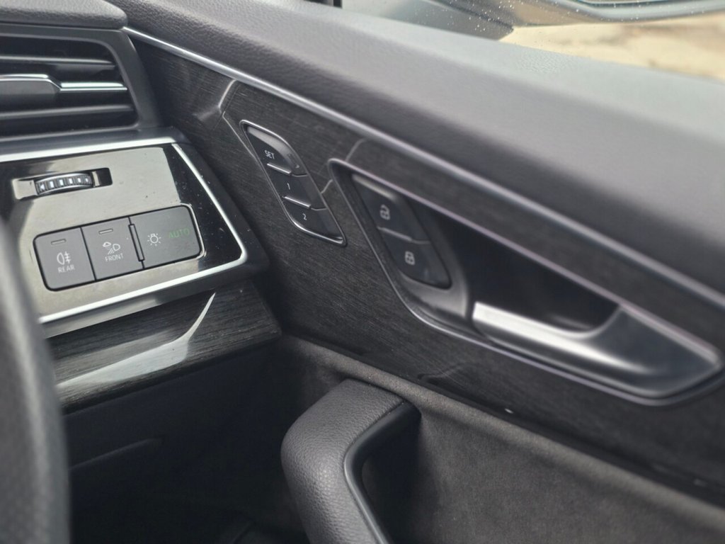 Used Audi Q7 2020 for sale - 76274029: Photo 23