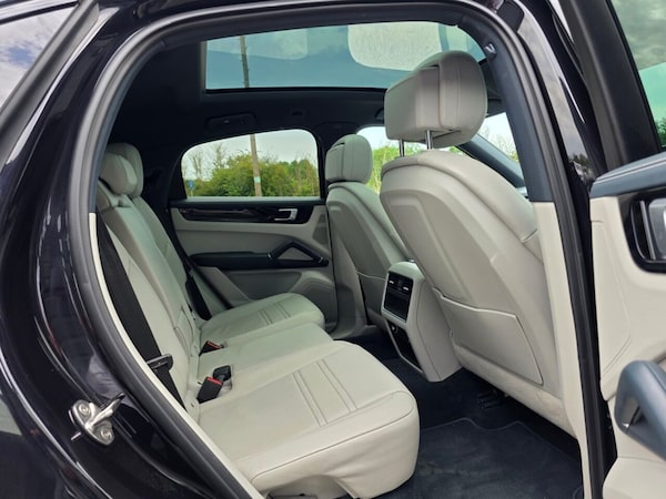 Used Porsche Cayenne 2019 for sale - 76202716: Photo 45