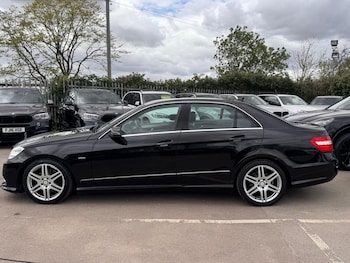 Used Mercedes-Benz E-Class 2010 for sale - 76202814: Photo 4