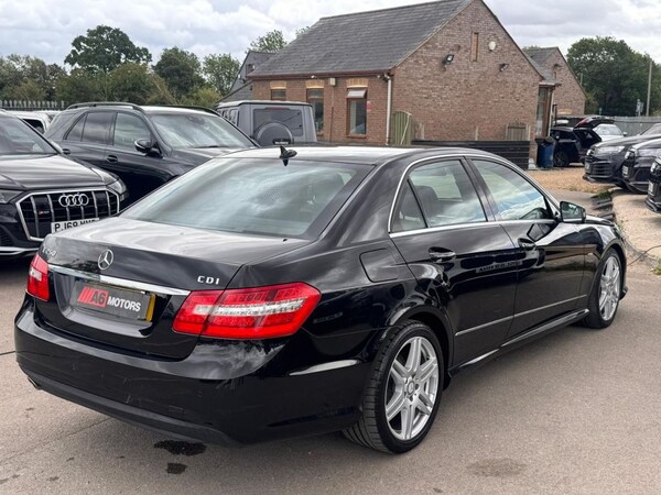 Used Mercedes-Benz E-Class 2010 for sale - 76202814: Photo 7