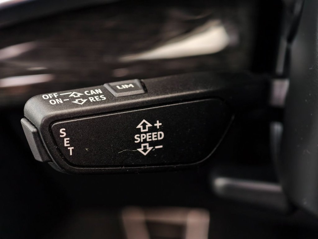 Used Audi Q8 2018 for sale - 76528736: Photo 34