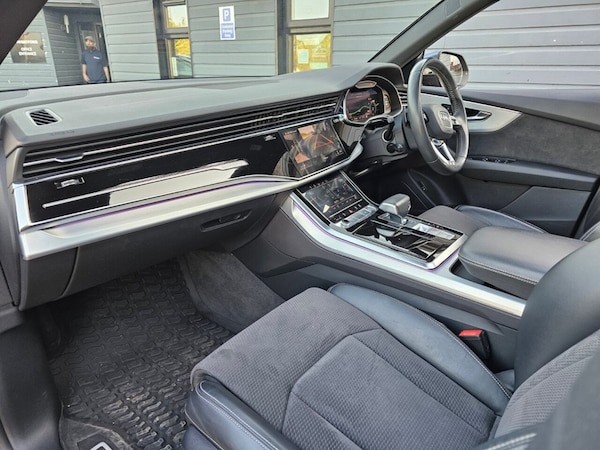 Used Audi Q8 2018 for sale - 76250202: Photo 29