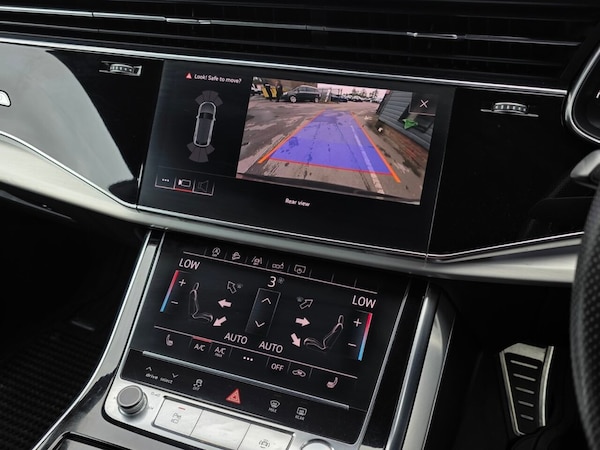 Used Audi Q8 2019 for sale - 76202709: Photo 47