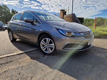 Used Vauxhall Astra 2017 for sale - 77458776: Photo
