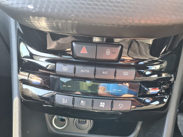 Used Peugeot 208 2019 for sale - 73445555: Photo 19