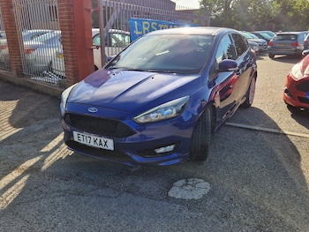 Used Ford Focus 2017 for sale - 78812204: Photo