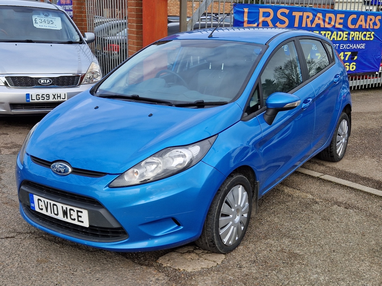 Used Ford Fiesta 2010 for sale - 77434727: Photo 2